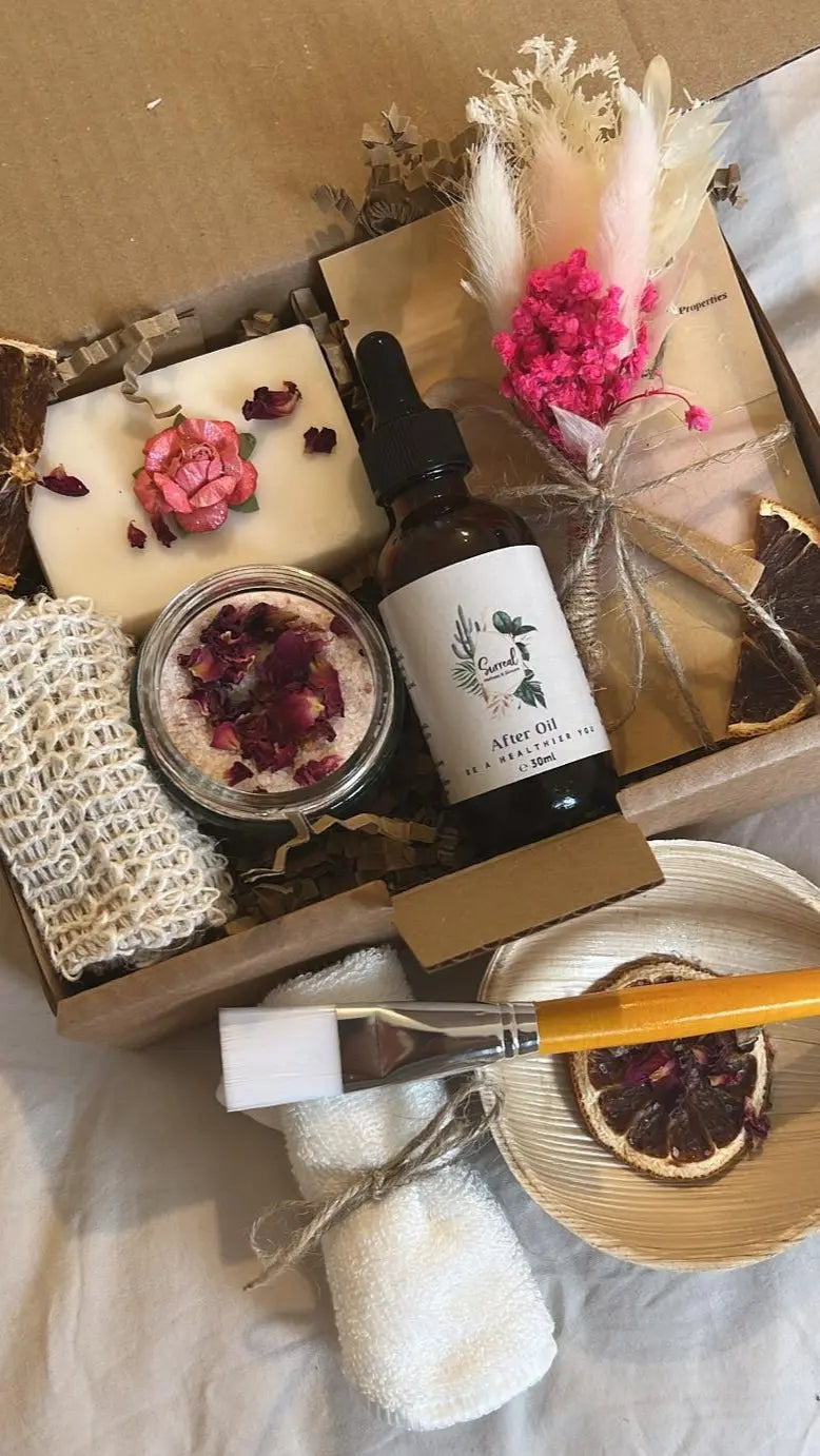 Christmas Vegan Friendly Hamper box with natural skincare treats