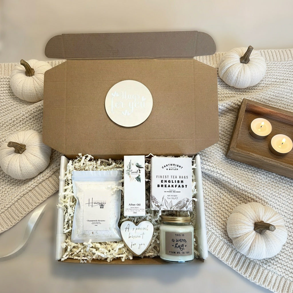 Surreal Hampers UK Warm hugs gift box